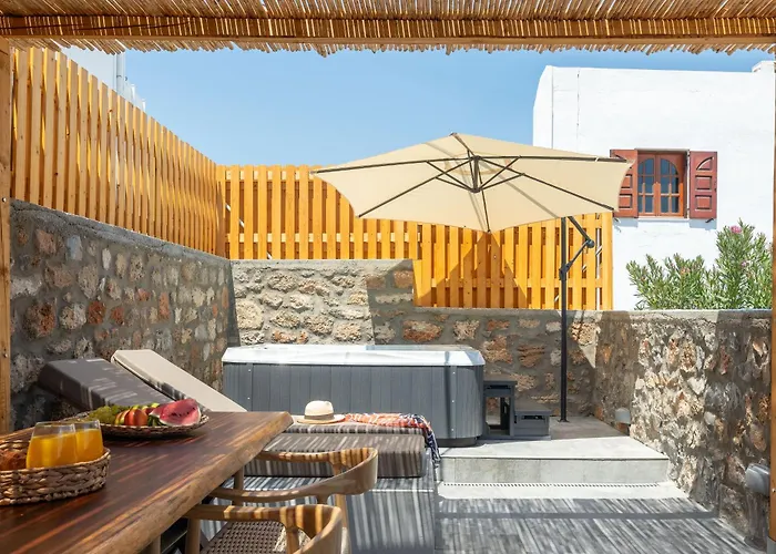 Tapanis Luxury House