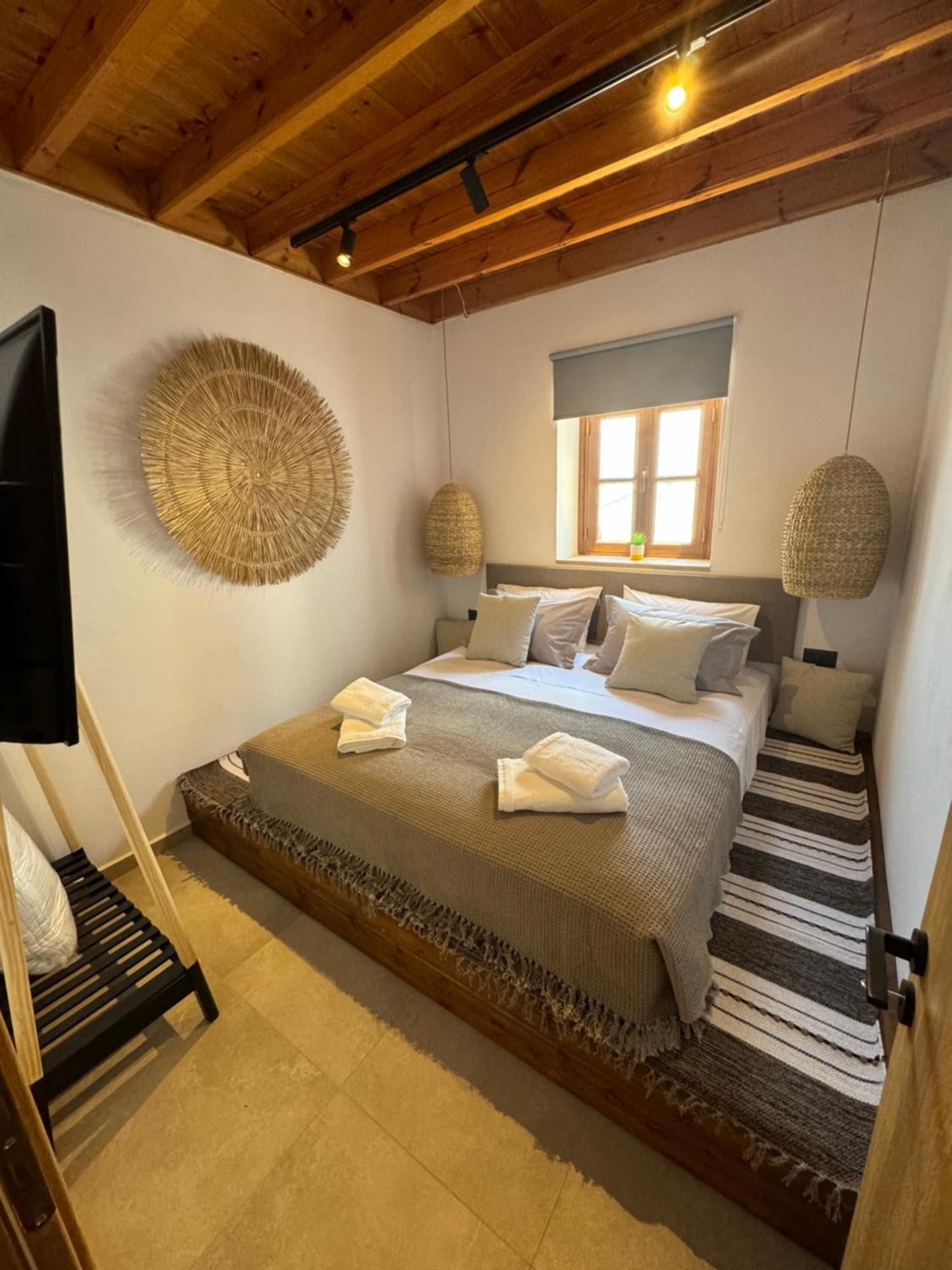 Tapanis Luxury House Holiday home